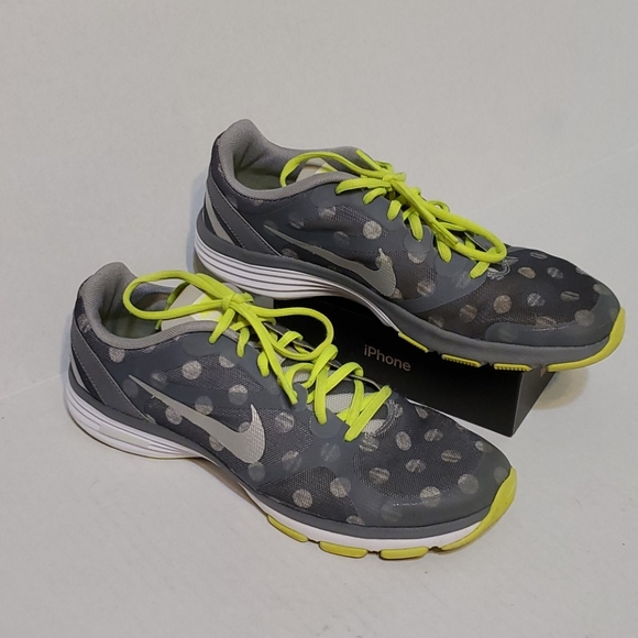 Nike Shoes - Nike Dual Fusion Trainer women's shoes size 9.5
